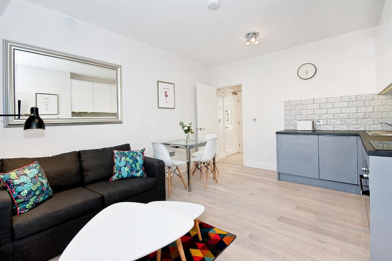 F6 Greek Street By City Living London Ruang foto
